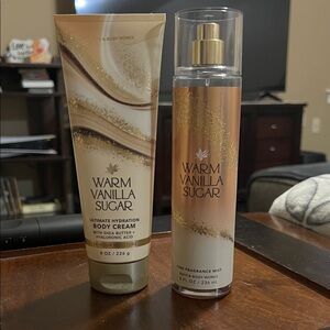 Bath & Body Works Warm Vanilla Sugar Set - Gold and Cream